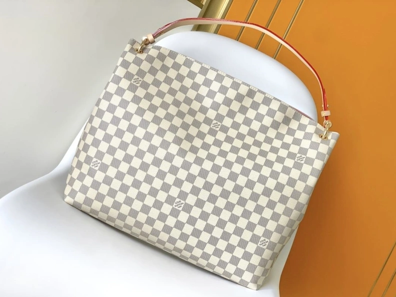 Comfortable LX Shopping Bags 18572
