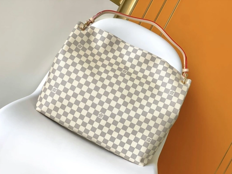 Resilient LX Shopping Bags 18578