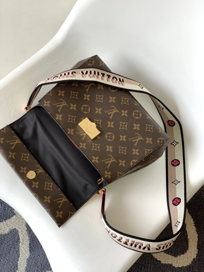 Timeless LX Top Handle Bags 18448