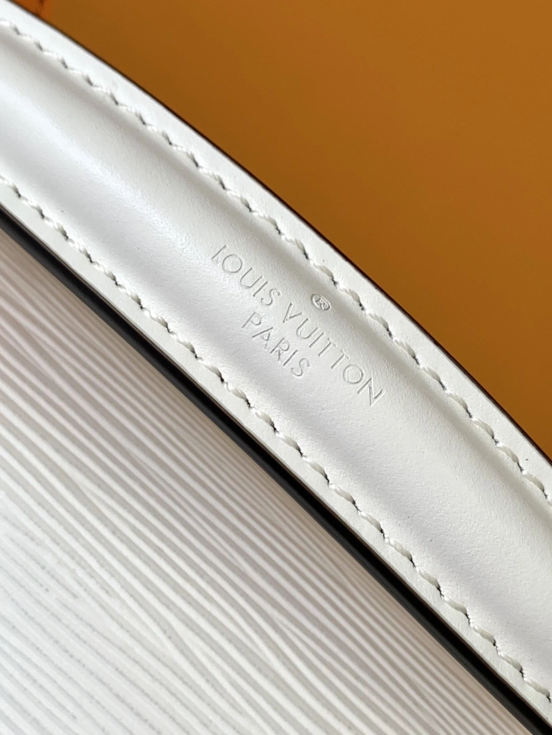 Minimalist LX Top Handle Bags 18449
