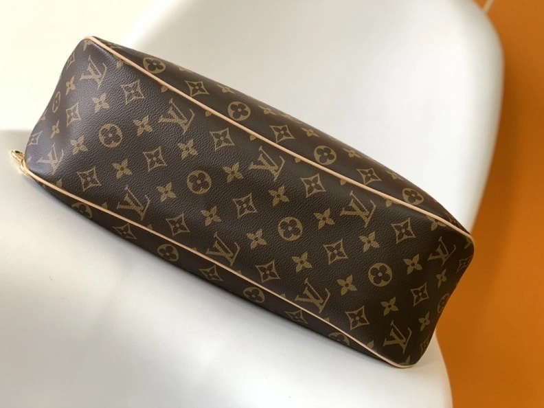 Fashionable LX Top Handle Bags 18438