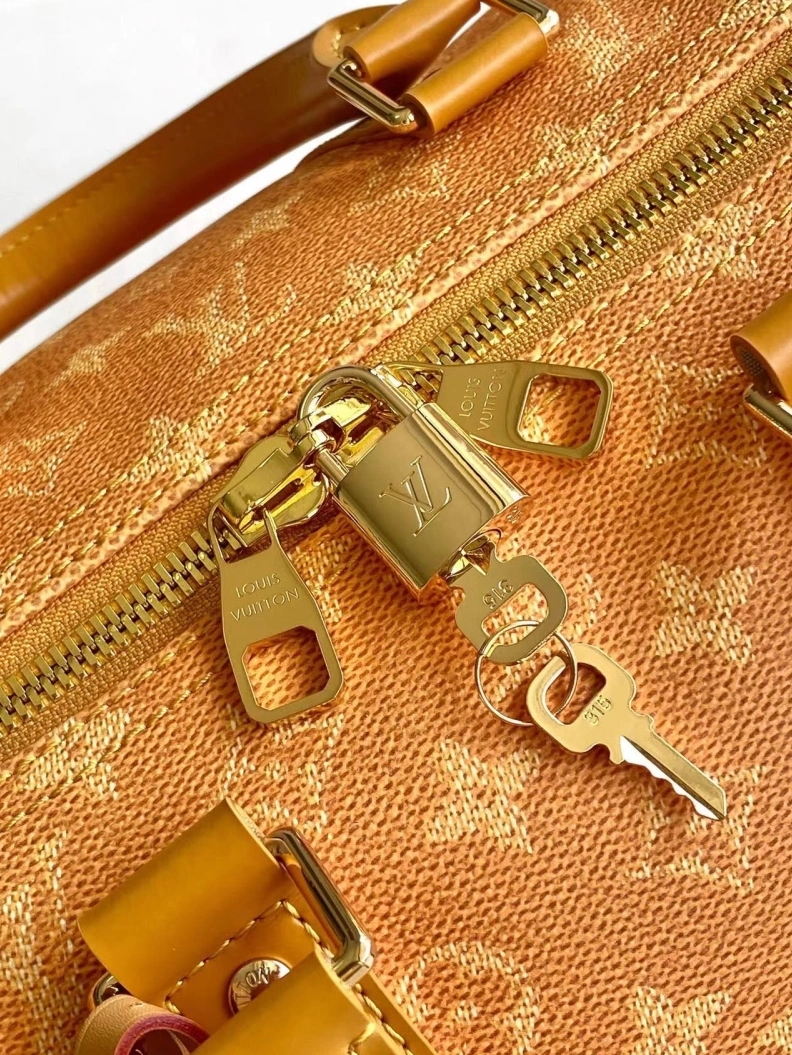 Modern LX Travel Bags 18414