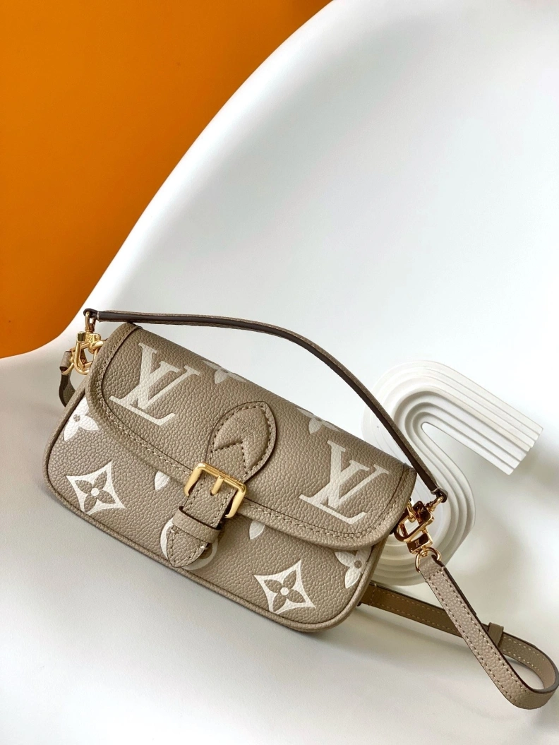 LX Satchel Bags Bold 18687