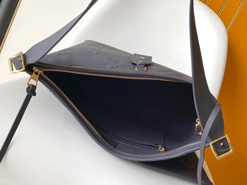 LX Top Handle Bags Classic 18431