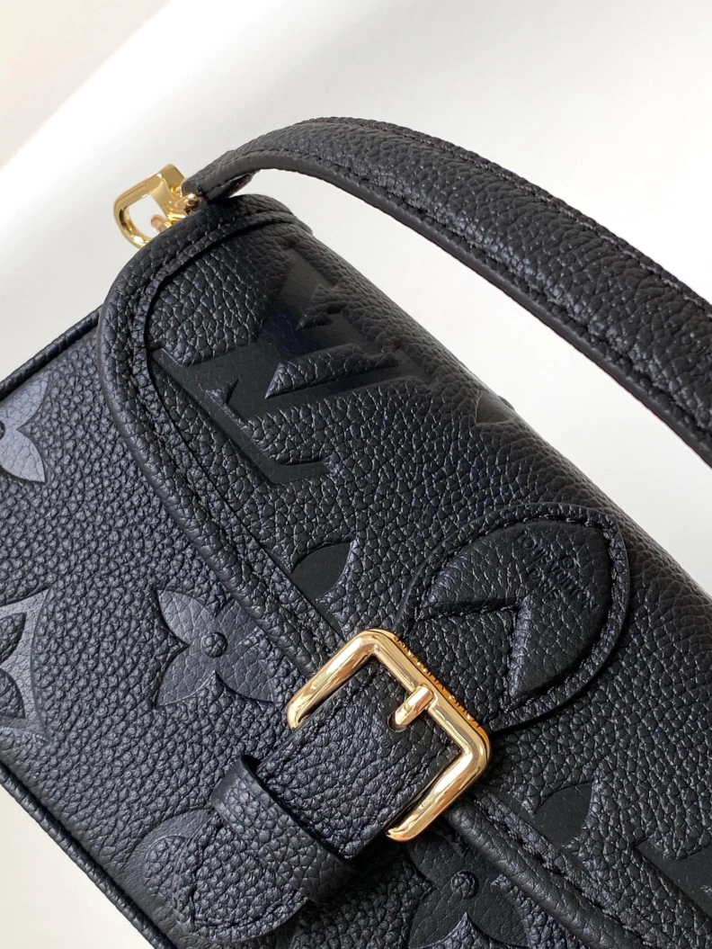 Comfortable LX Satchel Bags 18675