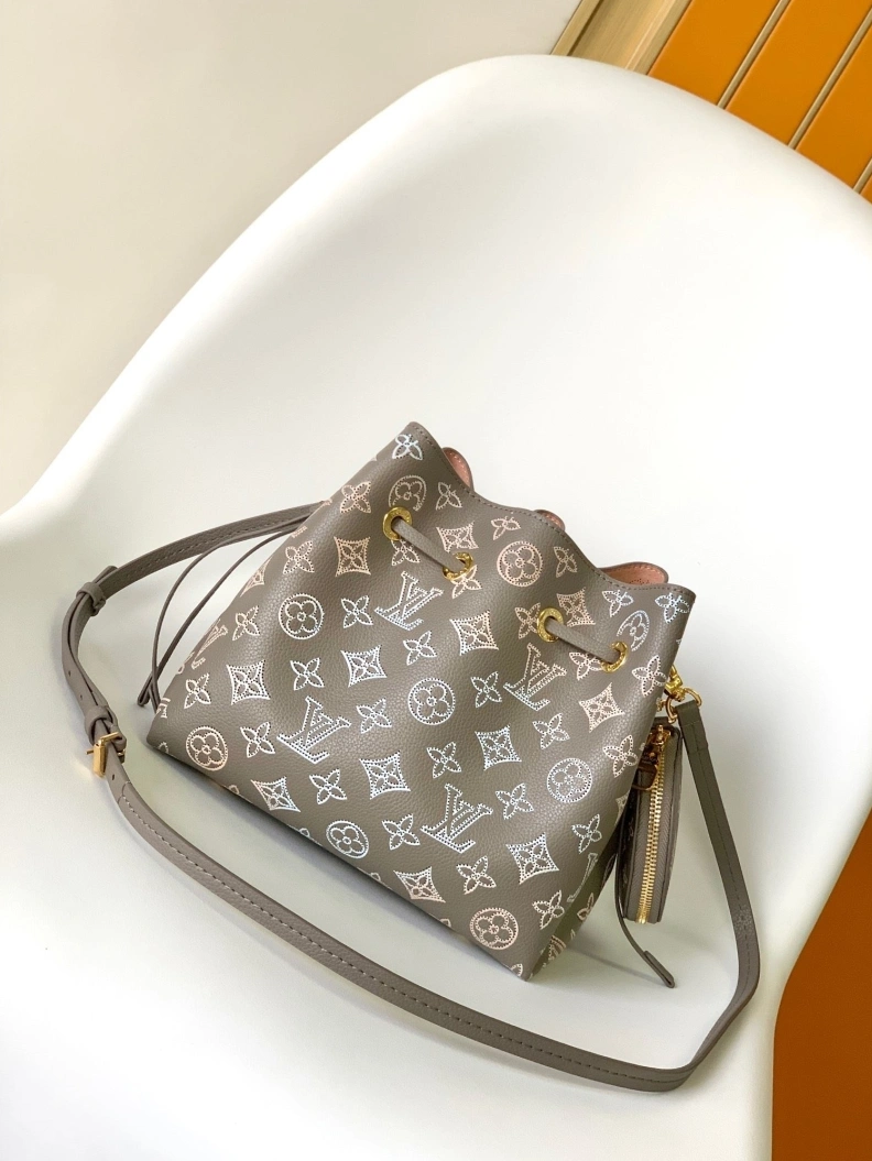 Lightweight LX Bucket Bags 18789