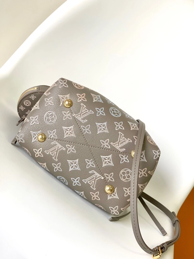 Lightweight LX Bucket Bags 18789