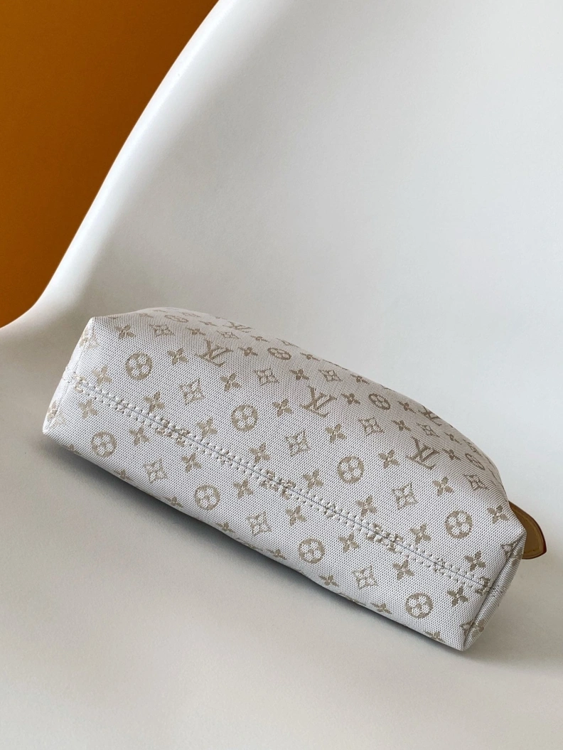 LX Top Handle Bags Affordable 18446