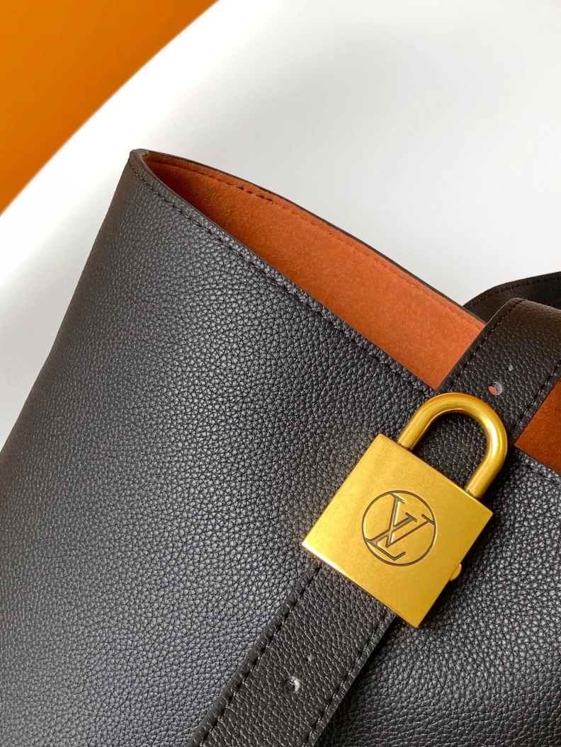 Functional LX Shopping Bags 18577