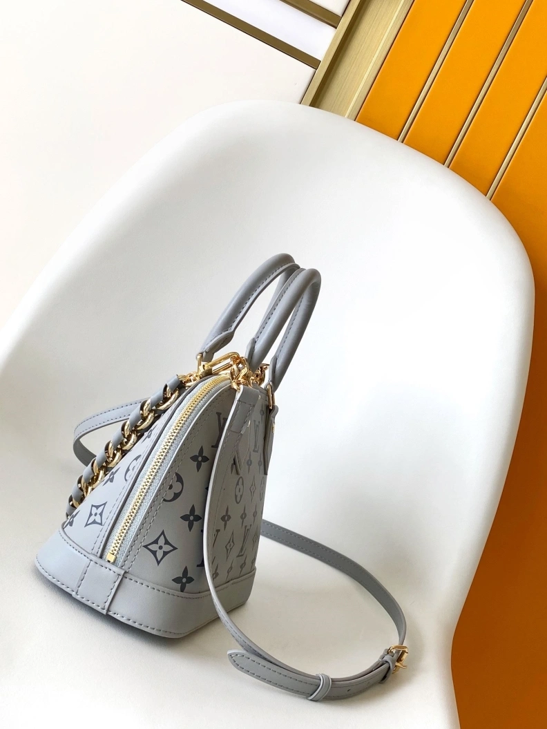 Minimalist LX Top Handle Bags 18437
