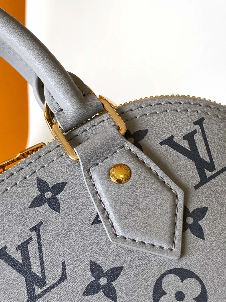 Minimalist LX Top Handle Bags 18437