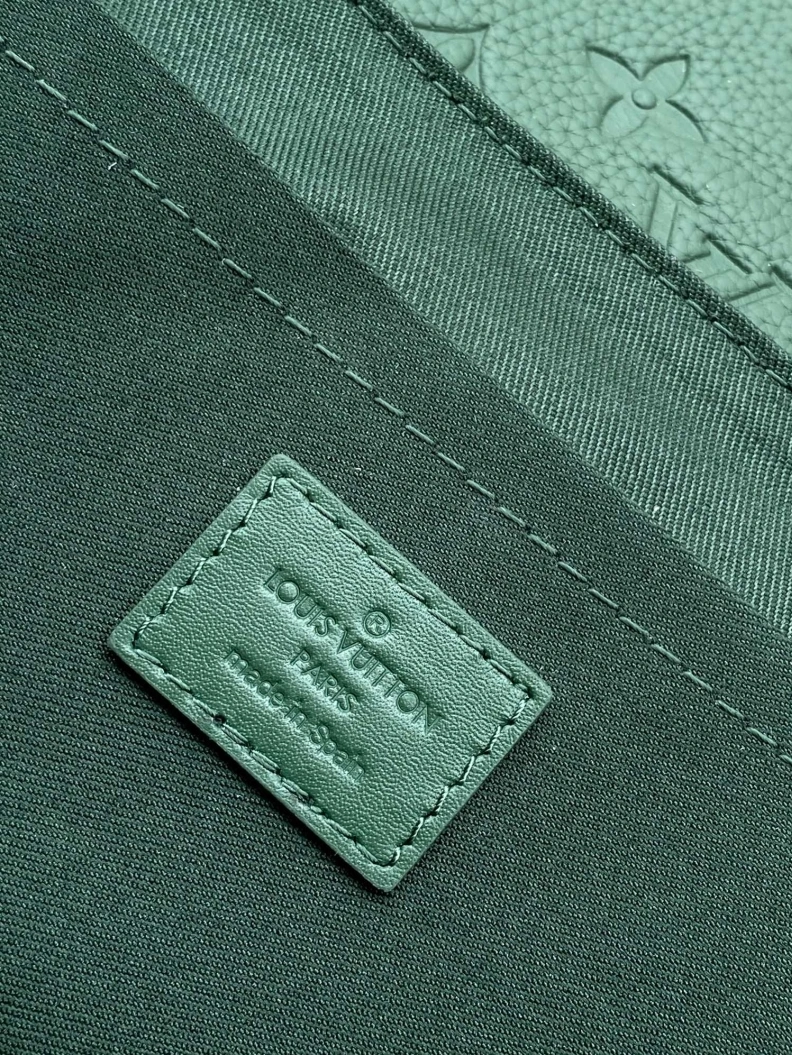 Breathable LX Satchel Bags 18650