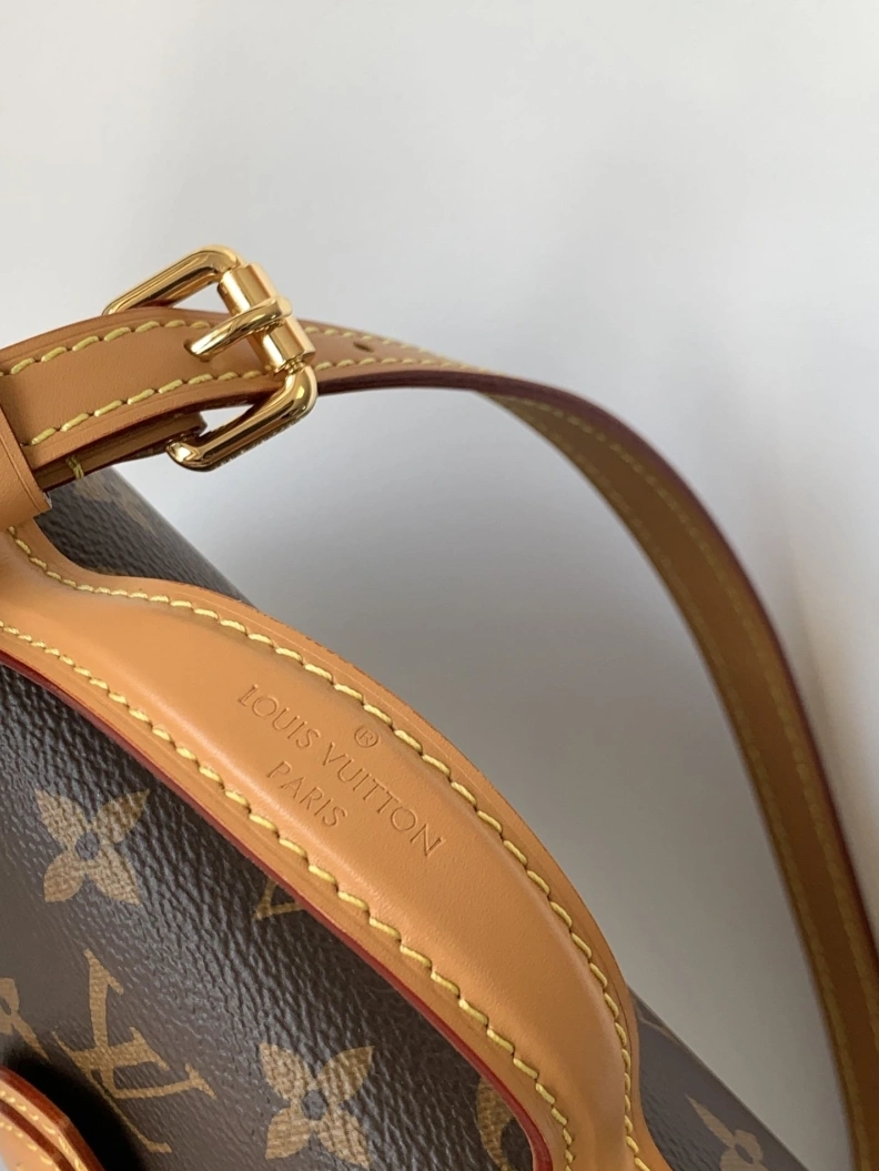 LX Top Handle Bags Versatile 18445