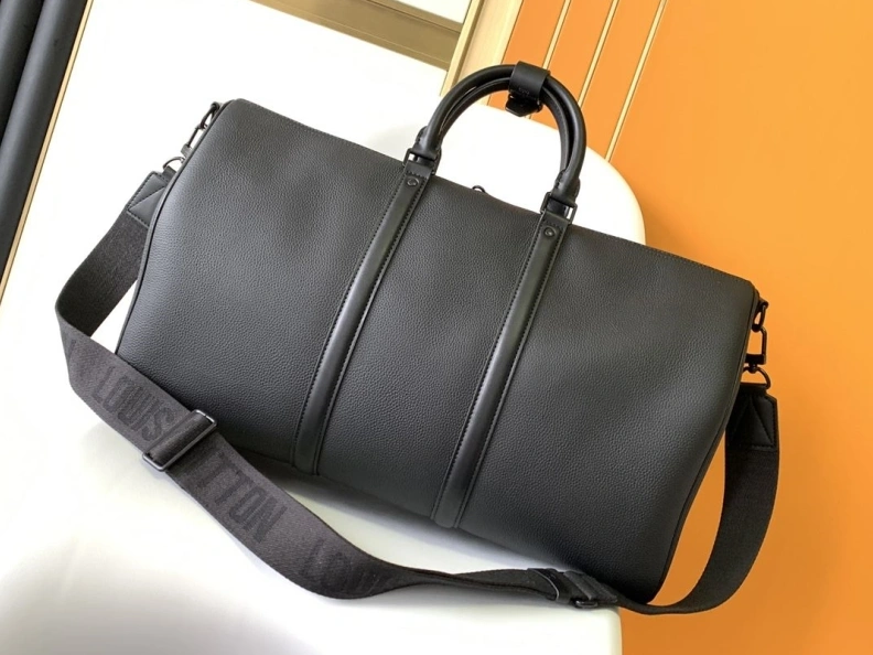 Bold LX Travel Bags 18400