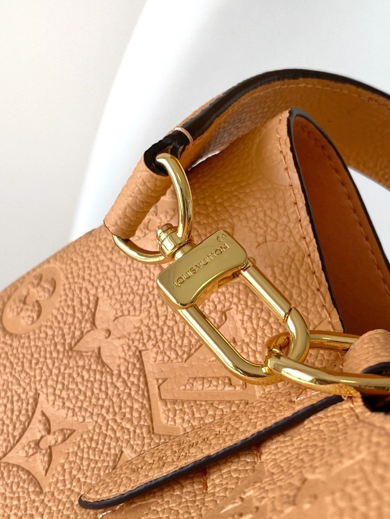 Refined LX Bucket Bags 18779