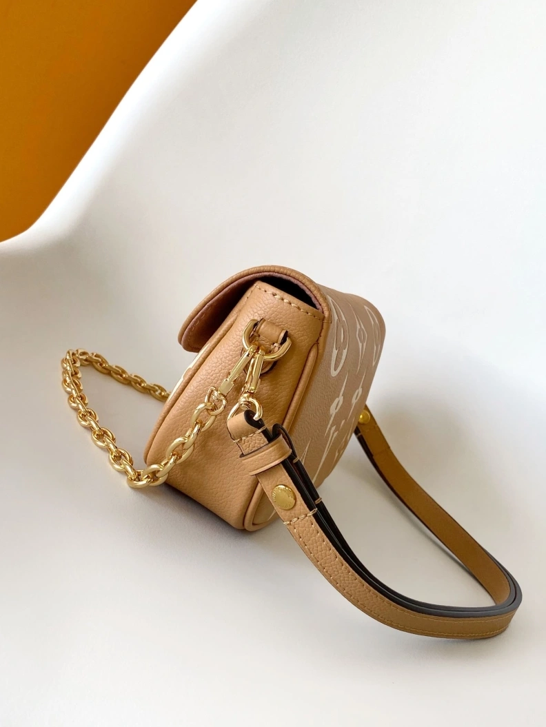 StreetReady LX Satchel Bags 18639
