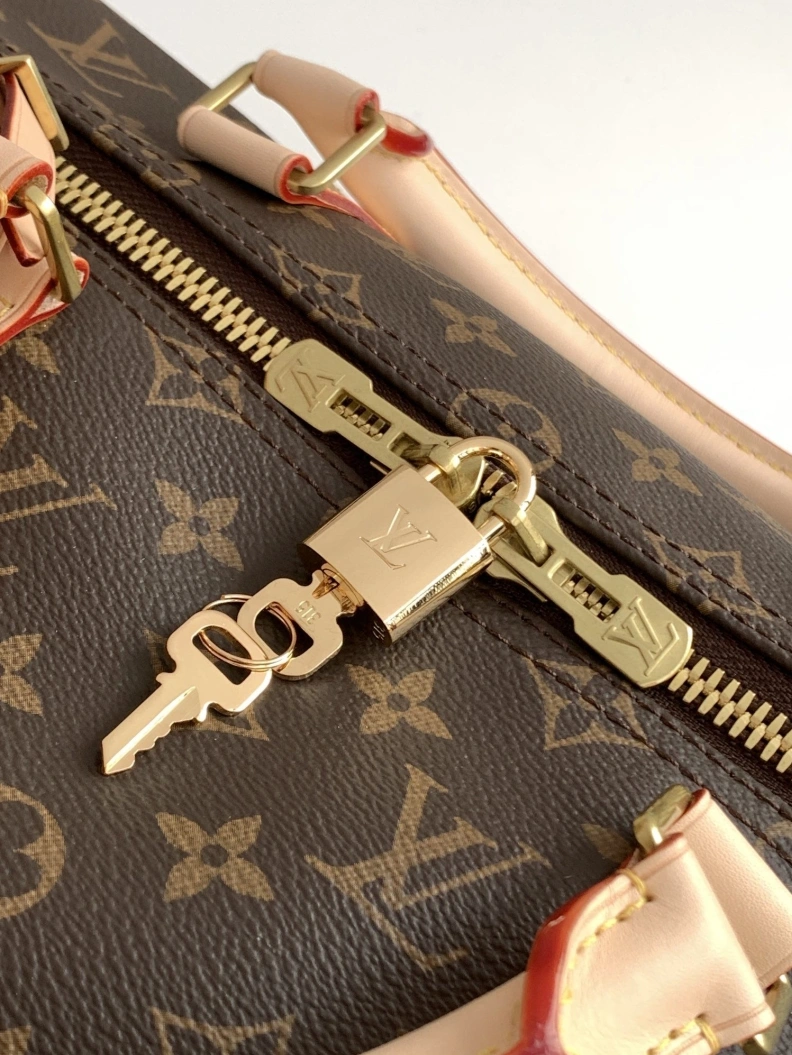 Efficient LX Travel Bags 18380