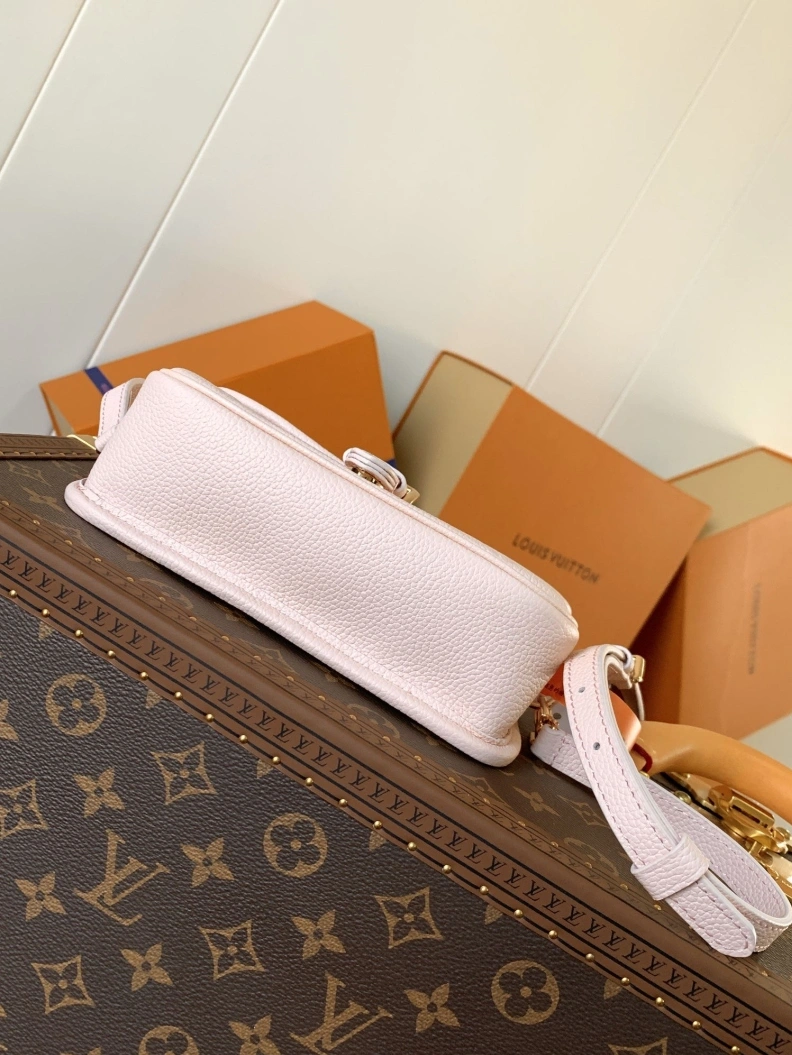 Breathable LX Satchel Bags 18610