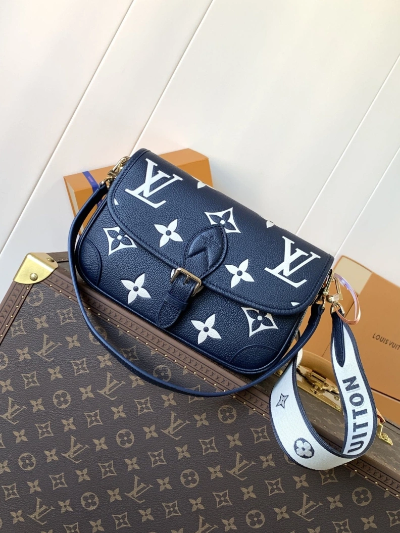 Elegant LX Satchel Bags 18611