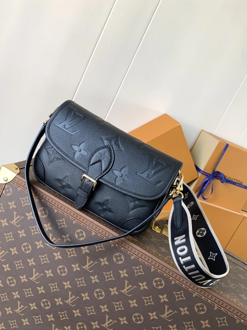 ModernLook LX Satchel Bags 18615