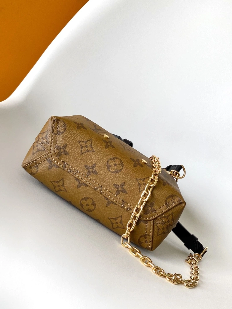 Comfortable LX Top Handle Bags 18418