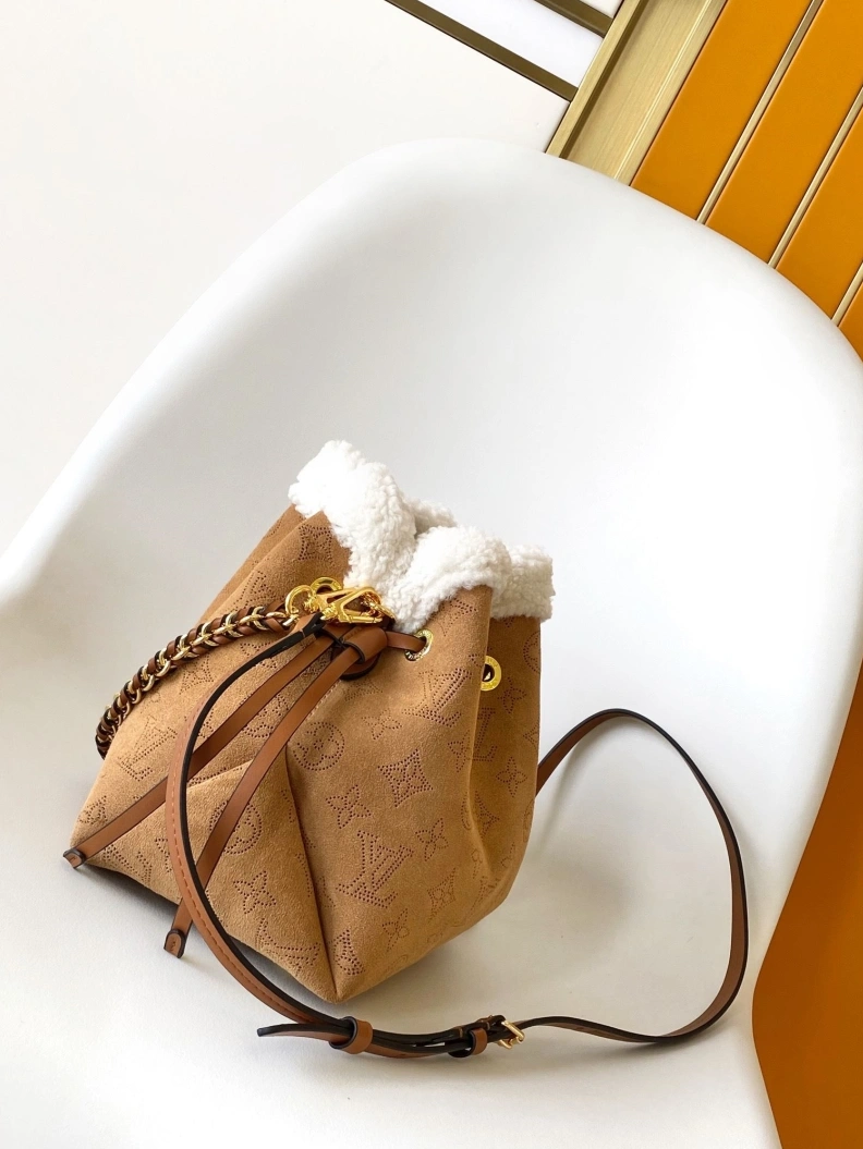 AllSeason LX Bucket Bags 18790