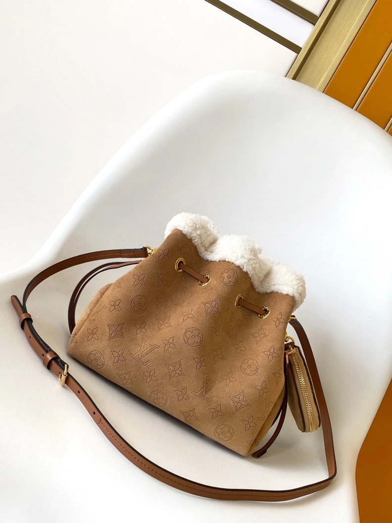 AllSeason LX Bucket Bags 18790