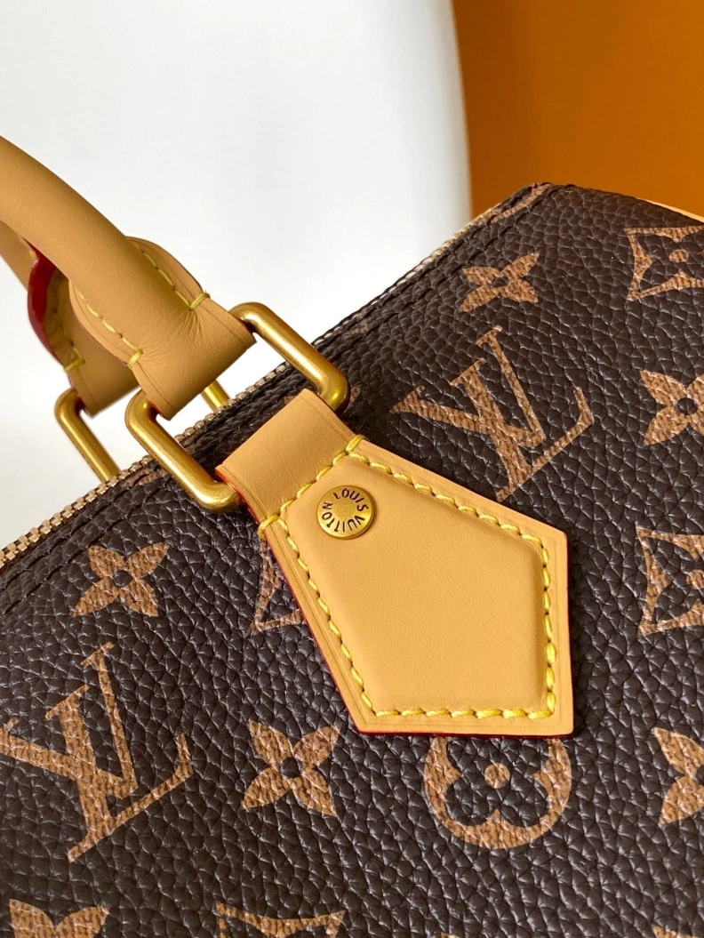 Versatile LX Speedy Bags 18489