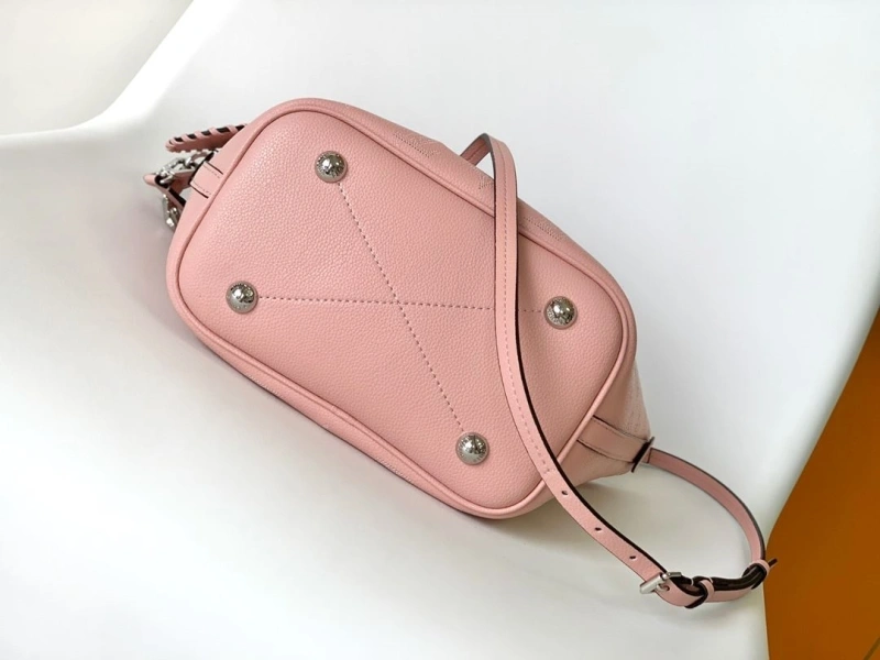 Affordable LX Shopping Bags 16244