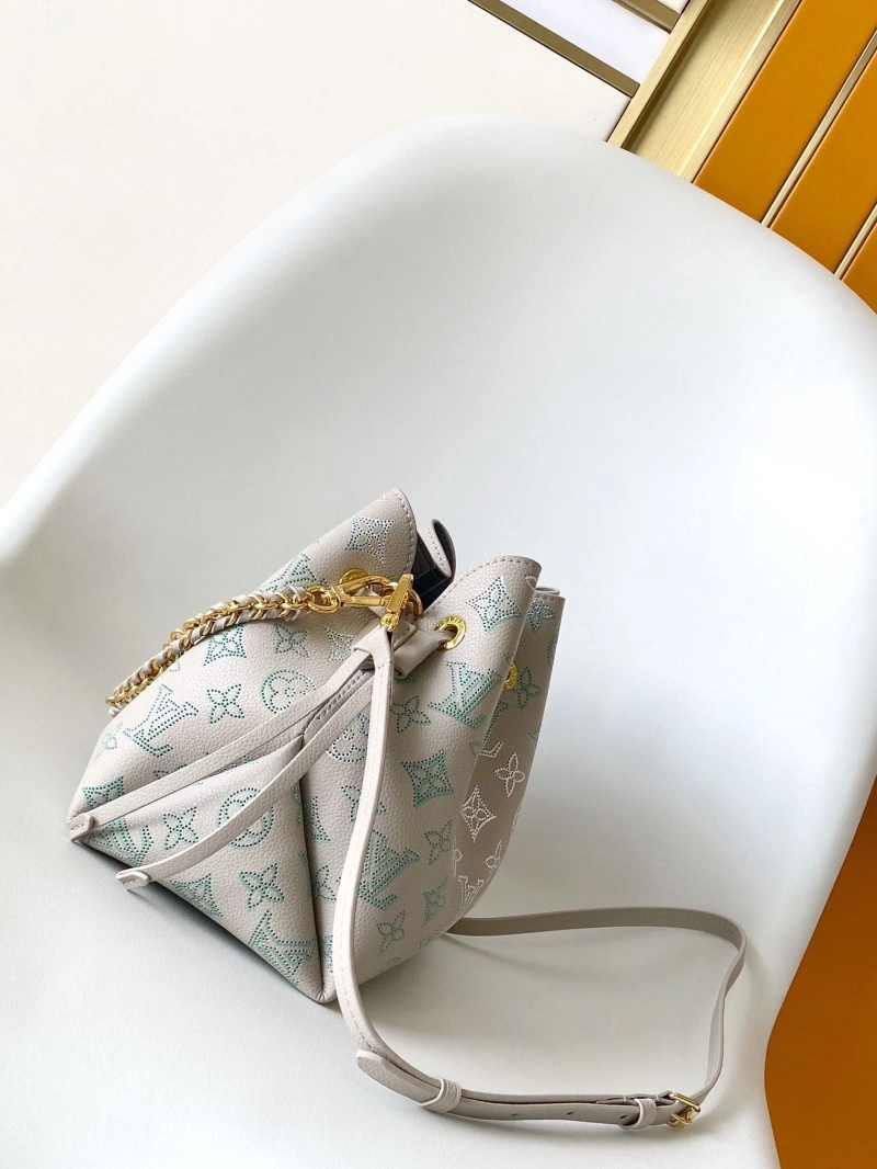 LX Bucket Bags Sophisticated 16335