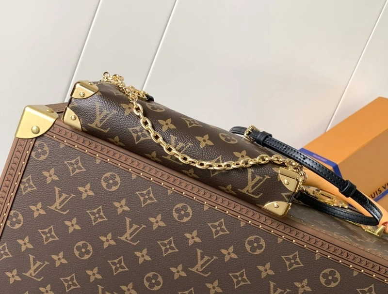 Affordable LX Box Bags 16342