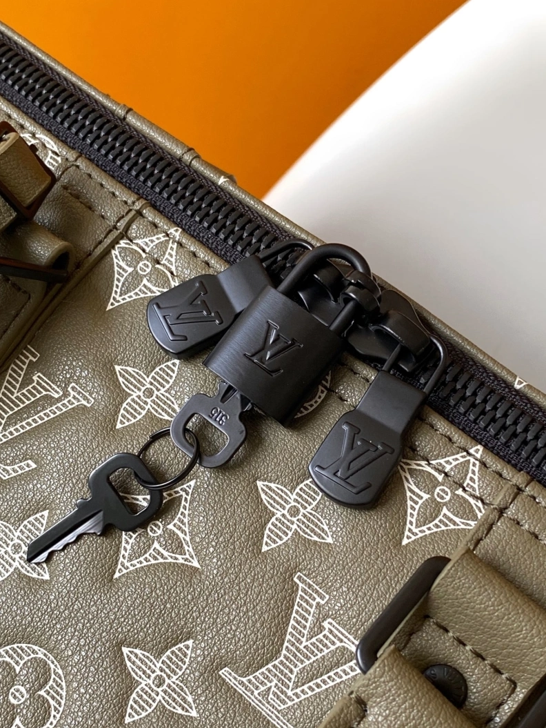 Classic LX Travel Bags 12538