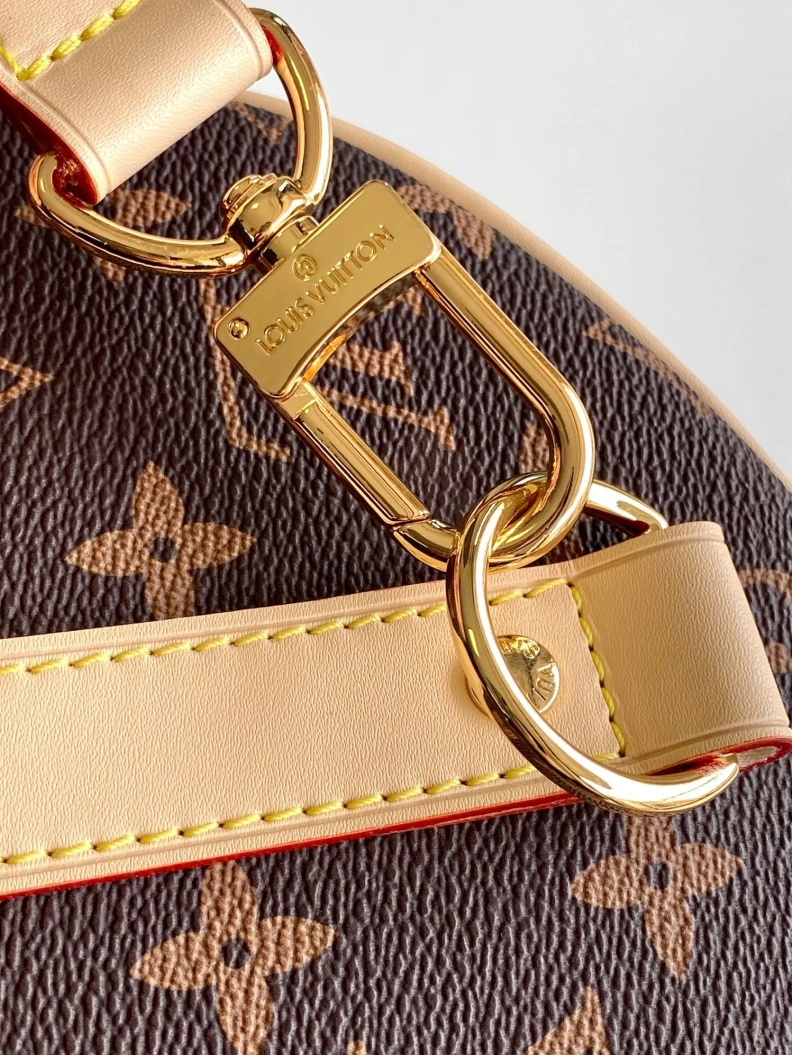 DailyWear LX Travel Bags 12535