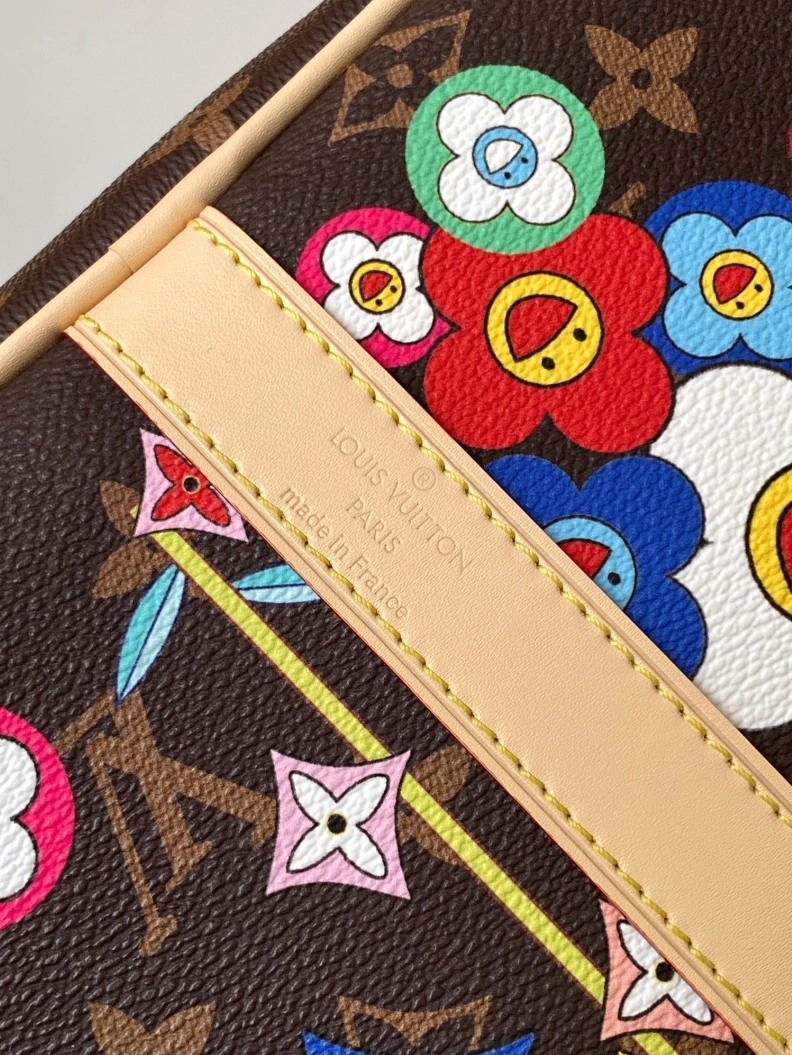DailyWear LX Travel Bags 12535