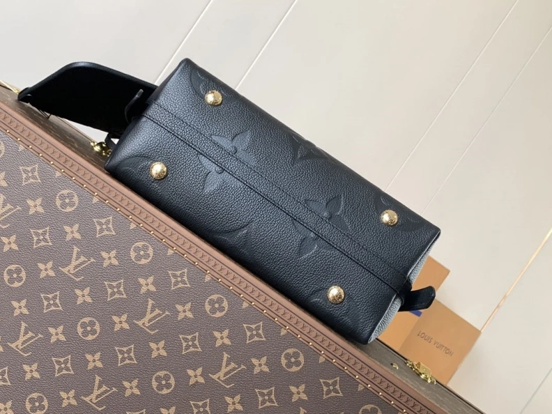 LX Top Handle Bags Resilient 12661
