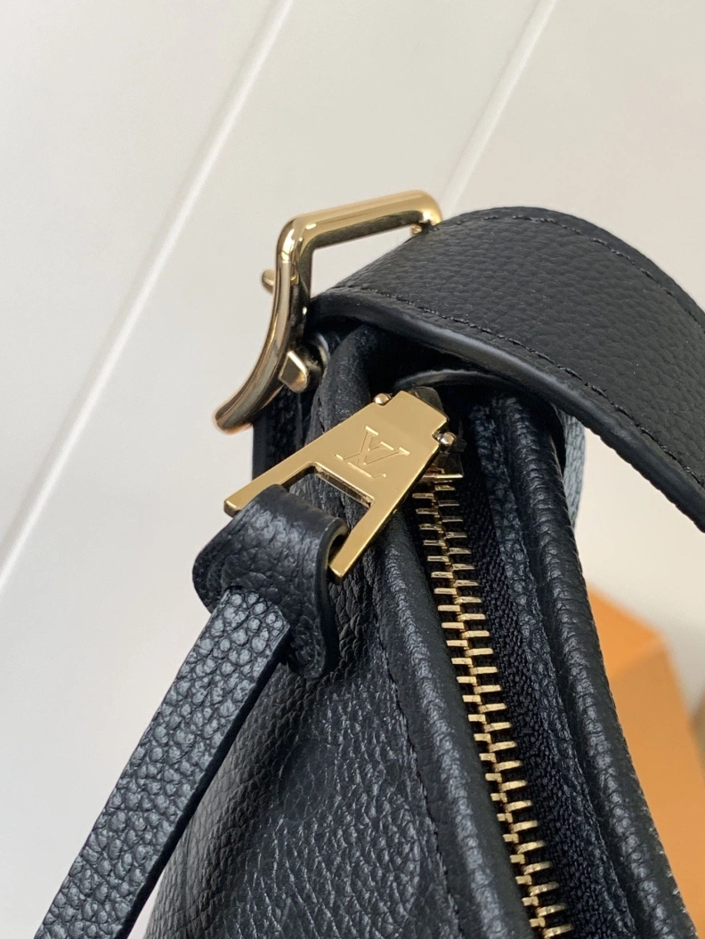 LX Top Handle Bags Resilient 12661