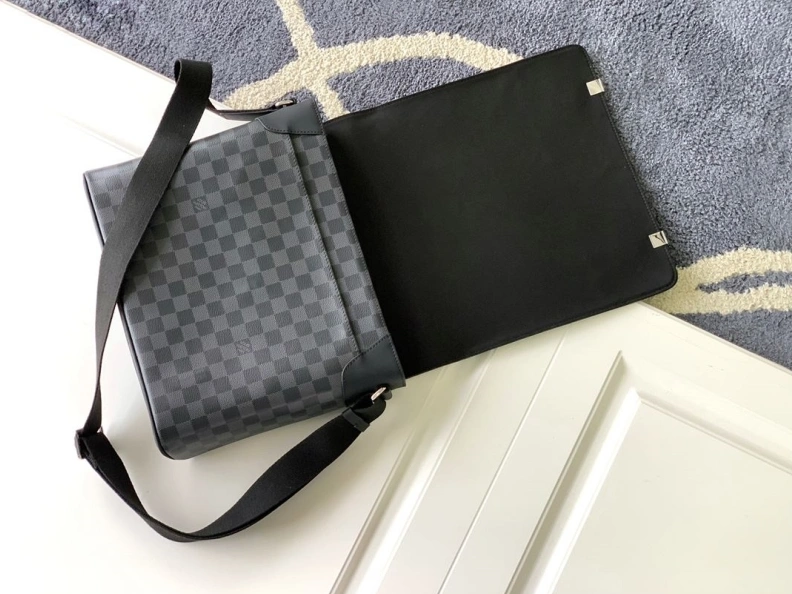 Fashionable LX Satchel Bags 13101