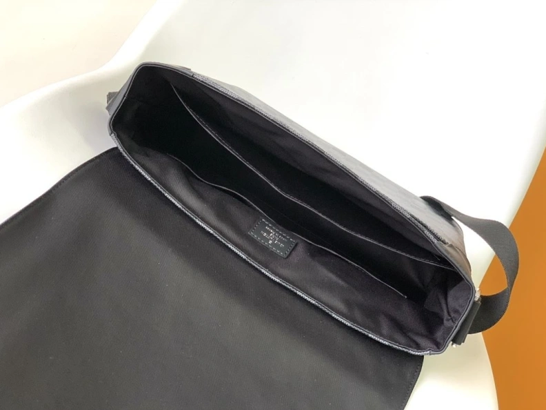 Fashionable LX Satchel Bags 13101