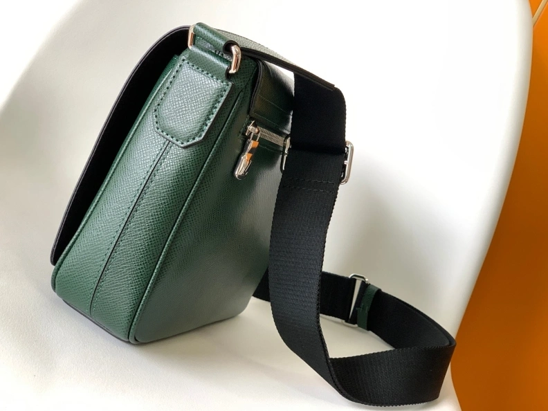 LX Satchel Bags Vibrant 13073