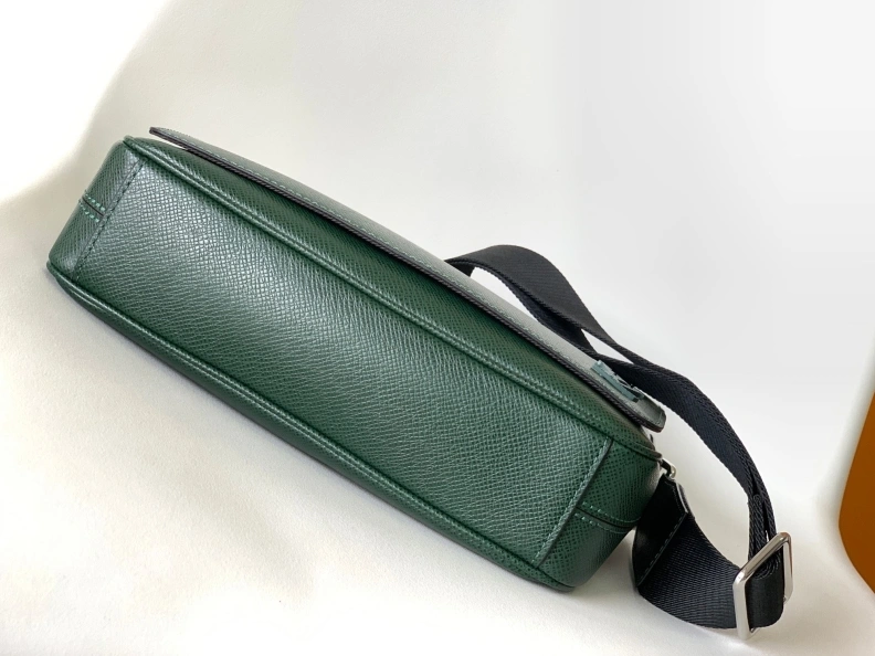 LX Satchel Bags Vibrant 13073