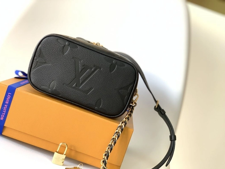 LX Cosmetic Bags Functional 13134