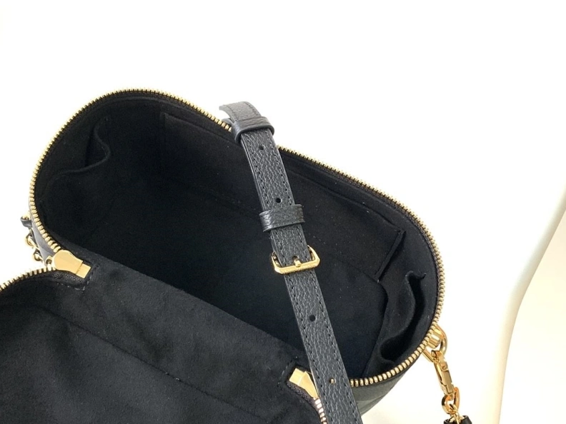 LX Cosmetic Bags Functional 13134