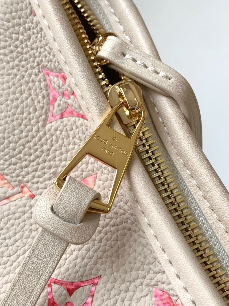 Modern LX Top Handle Bags 12638