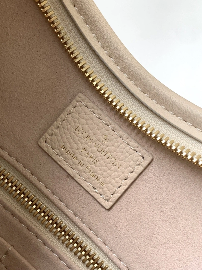 Modern LX Top Handle Bags 12638