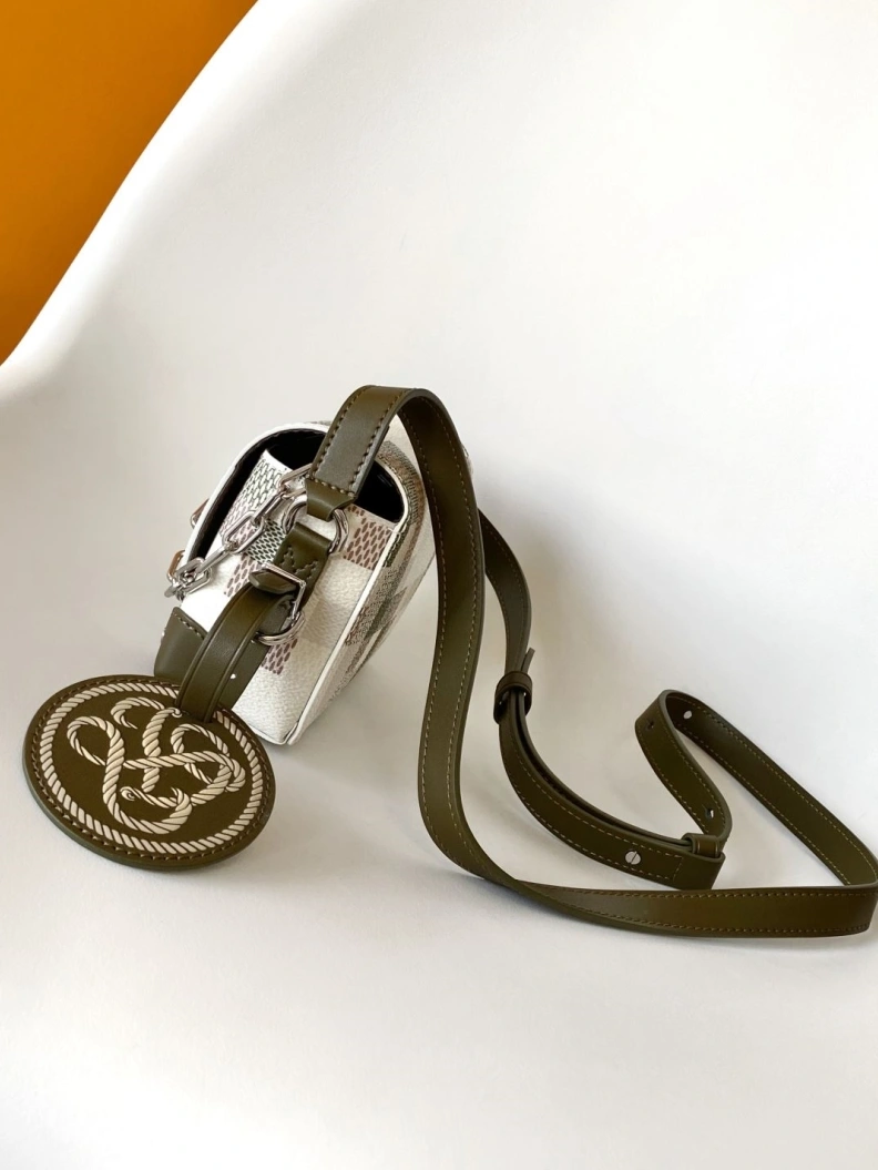 EyeCatching LX Satchel Bags 13046