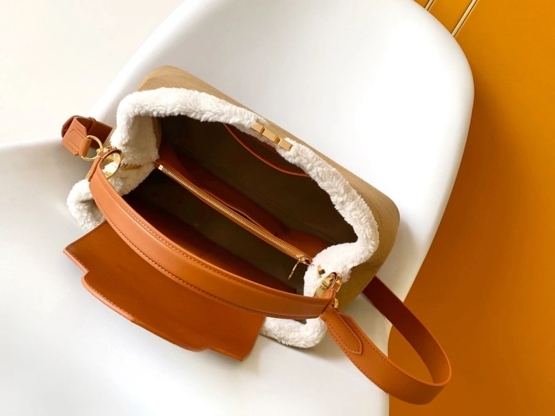 Stylish LX Caxucines Bags 13173