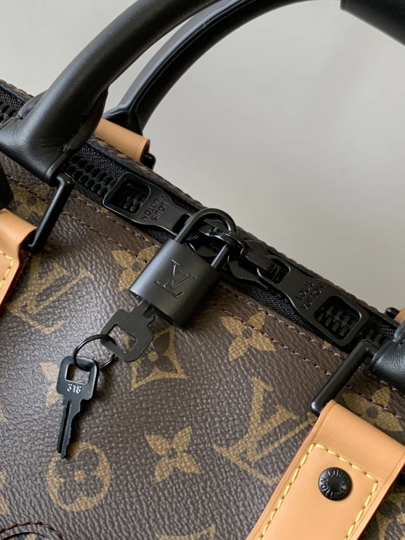 SportInspired LX Travel Bags 12536