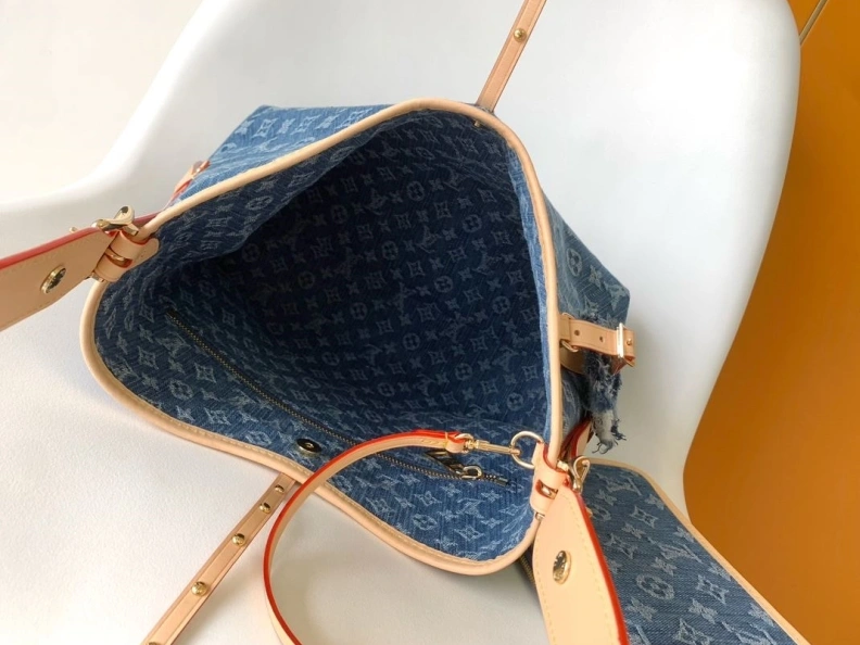 Fashionable LX Top Handle Bags 12676