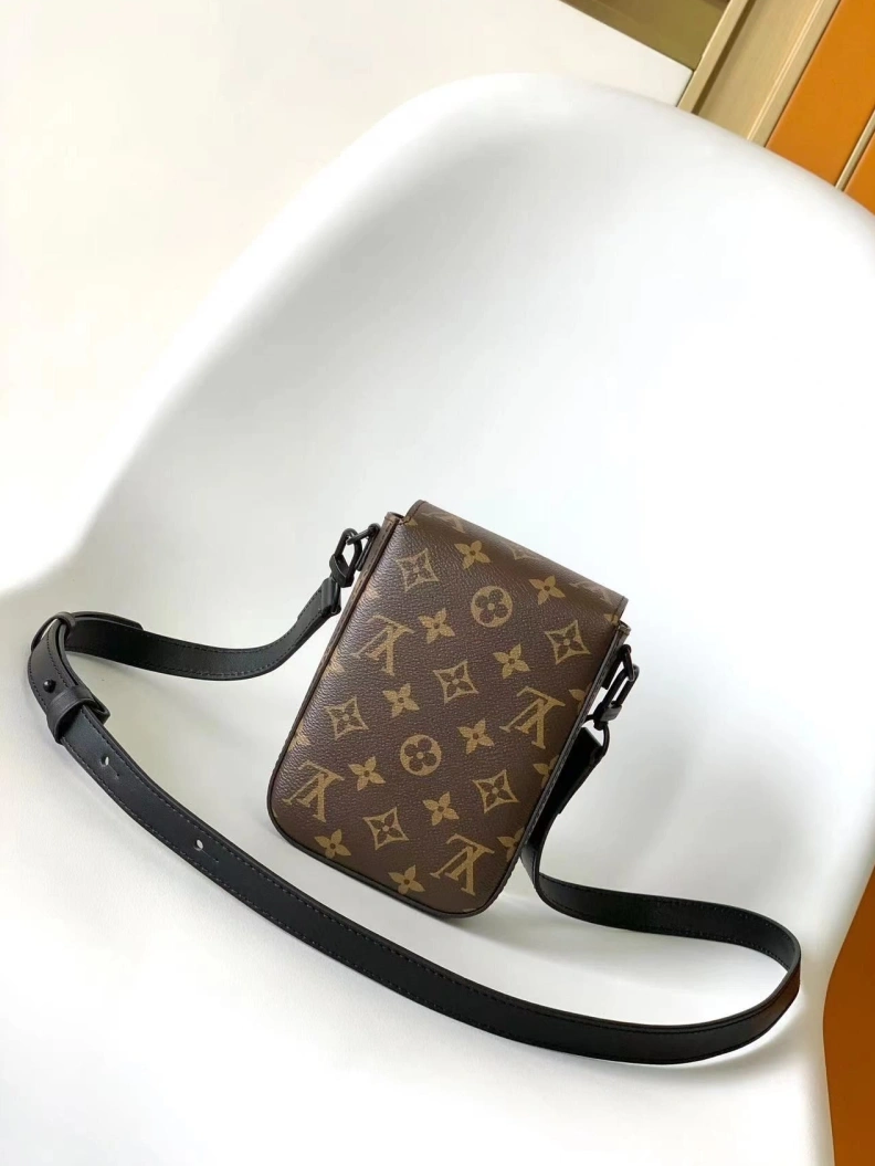 Efficient LX Satchel Bags 13030
