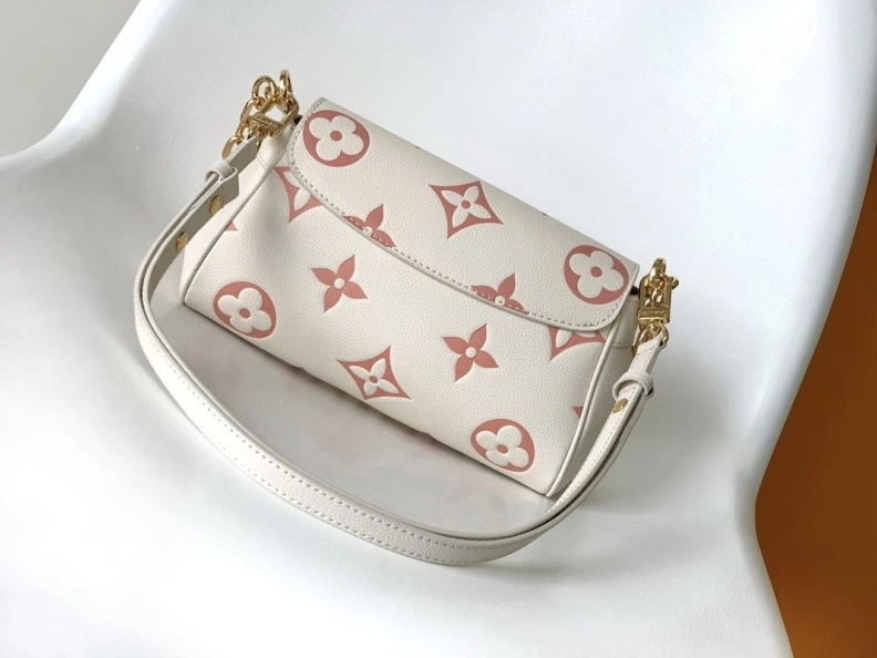 ModernLook LX Satchel Bags 13023